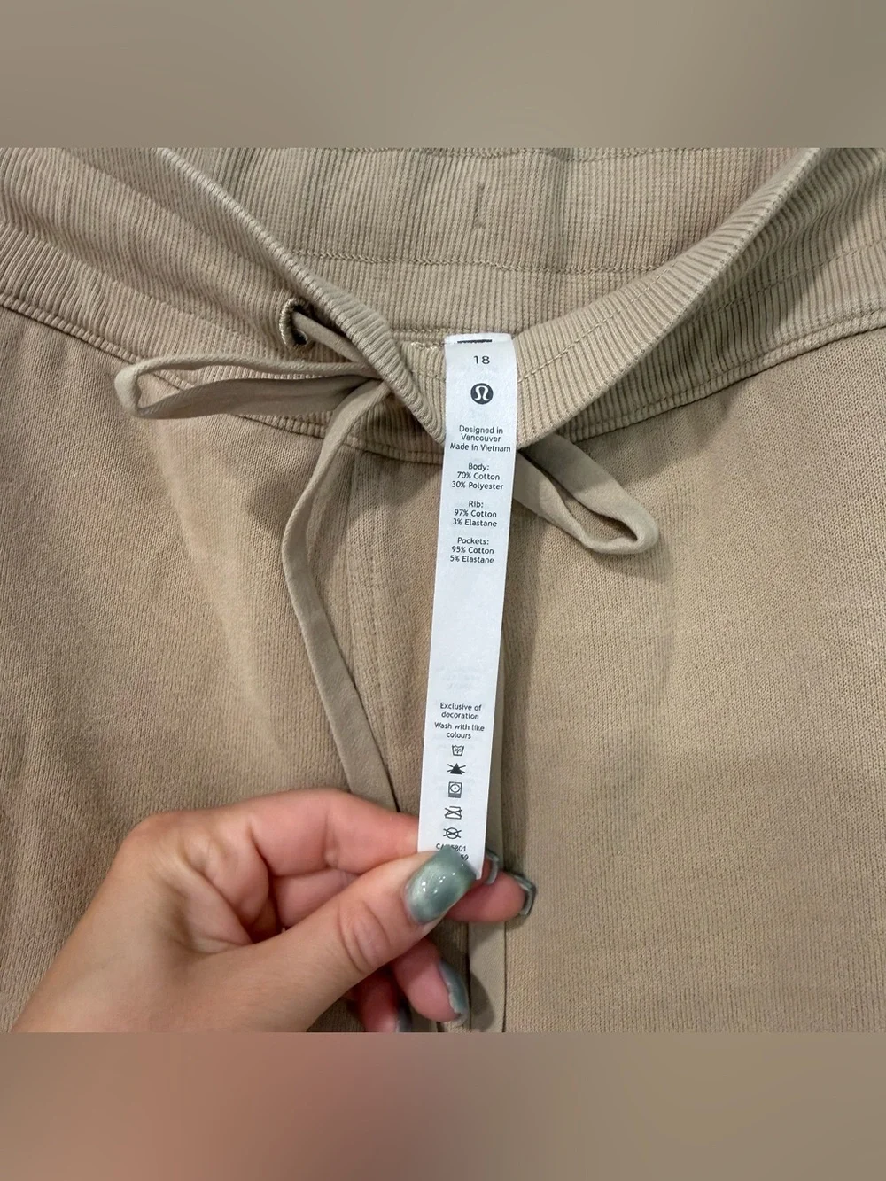 Lululemon Scuba High Rise Jogger *Fleece 28” in Trench 18